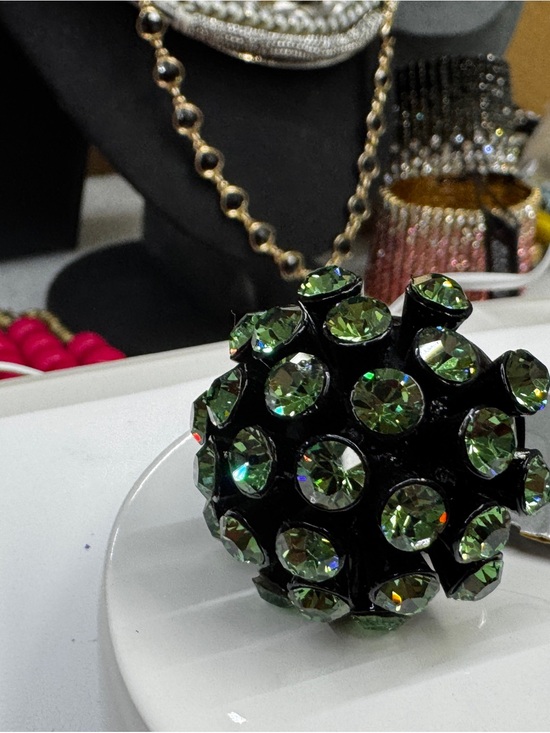 sequin Jewelry - Green Crystal Cluster Statement Ring - Unbranded